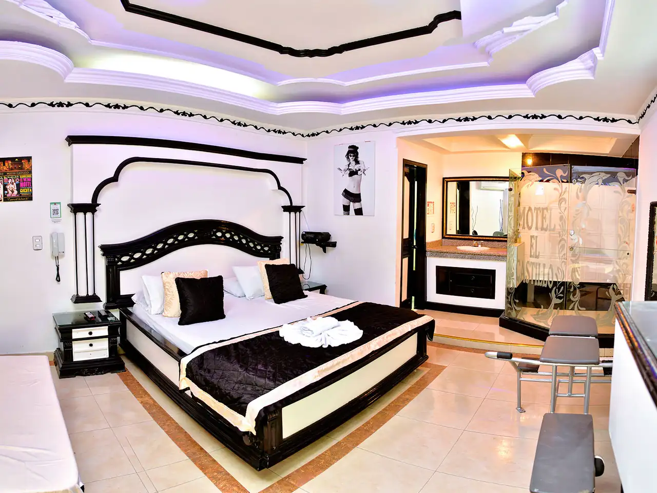 Suite 32